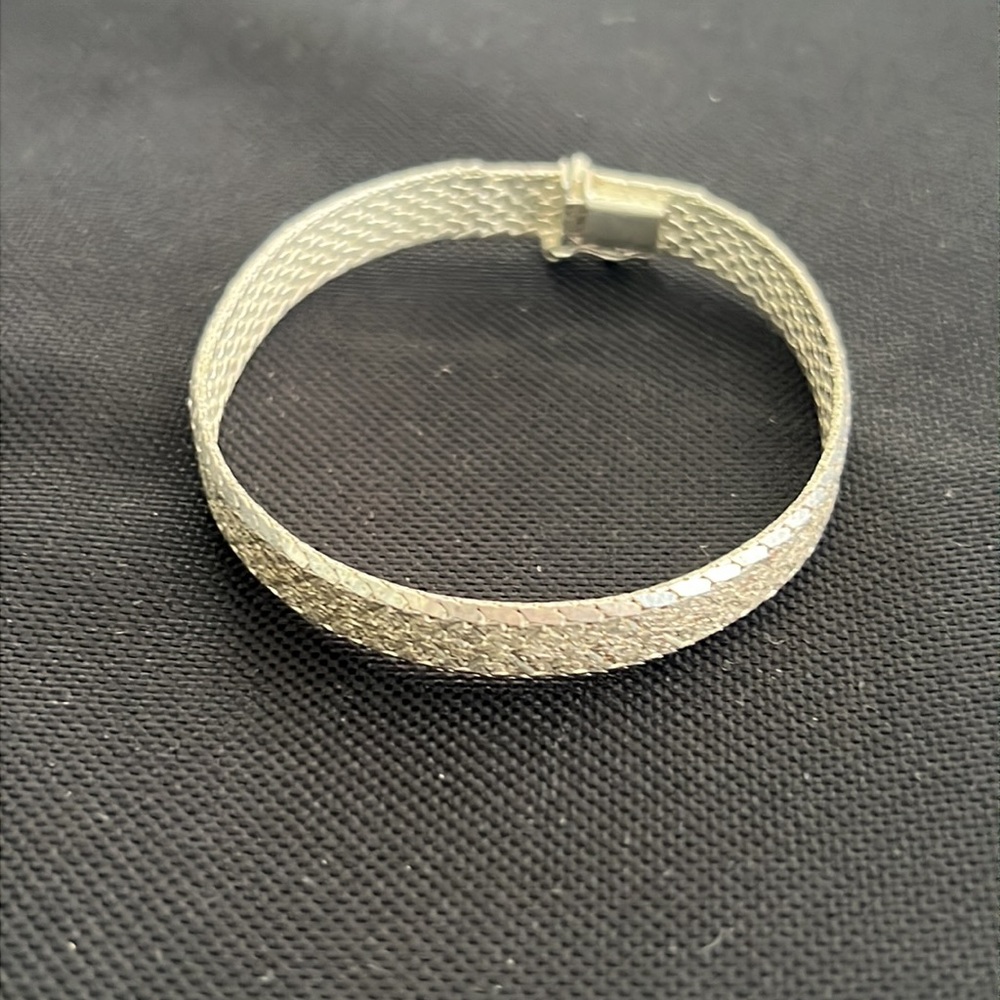 Vintage Woman’s 925 Italy Silver Bracelet - 7 1/2”